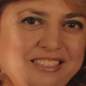 Meet your Posher, Nadia